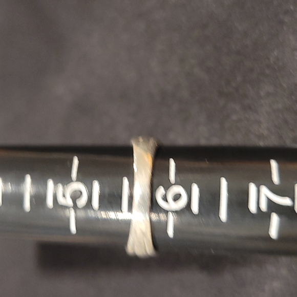 Garnet & Sterling Silver Ring Sz 5.75 - Picture 3 of 4